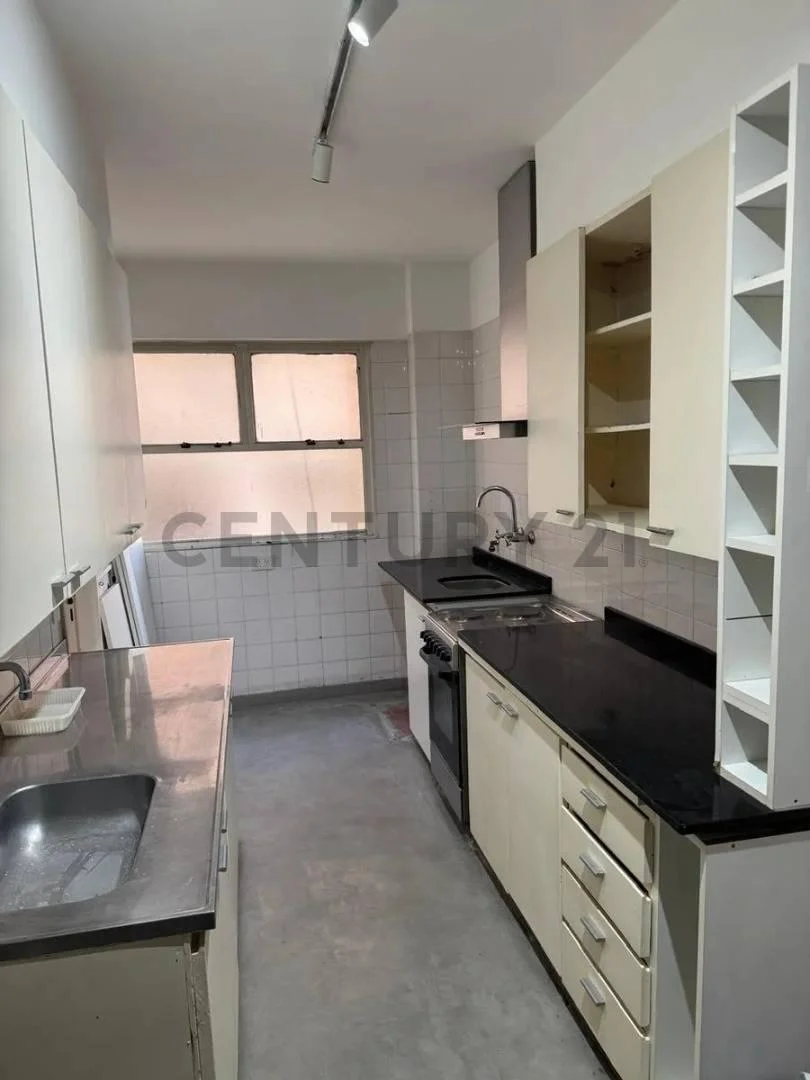 Foto de HERMOSO DEPARTAMENTO 3 AMBIENTES UBICADO EN EL CORAZON DE RECOLETA EN, imagen 4