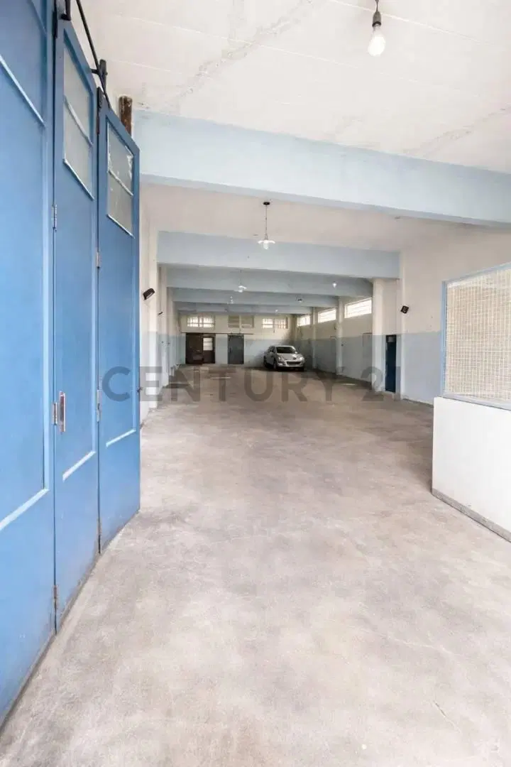 Local / Depósito / Galpón en Alquiler – Villa Devoto 4