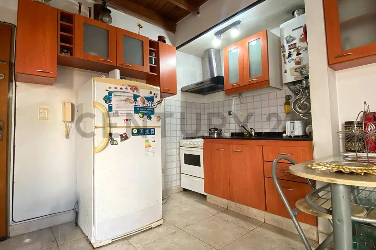 Venta PH 2 Amb. Tipo Dúplex con Bajas Expensas en Monte Castro 2