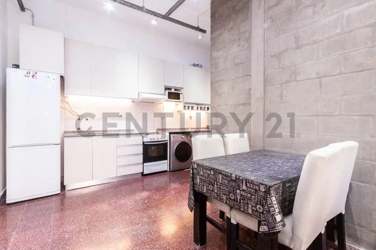 VENTA DE DEPARTAMENTO 2 AMBIENTES EN VALENTIN ALSINA 4