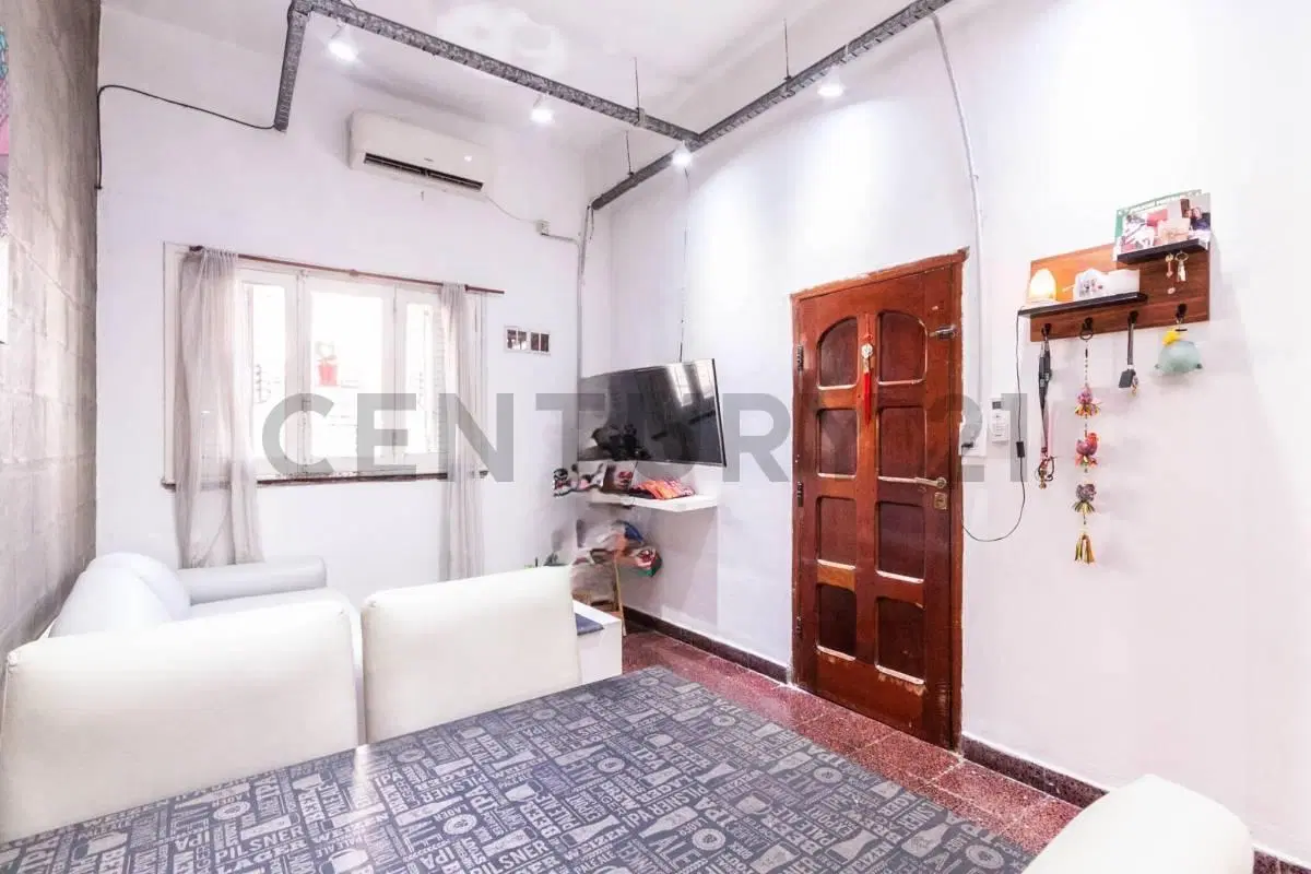 VENTA DE DEPARTAMENTO 2 AMBIENTES EN VALENTIN ALSINA 2