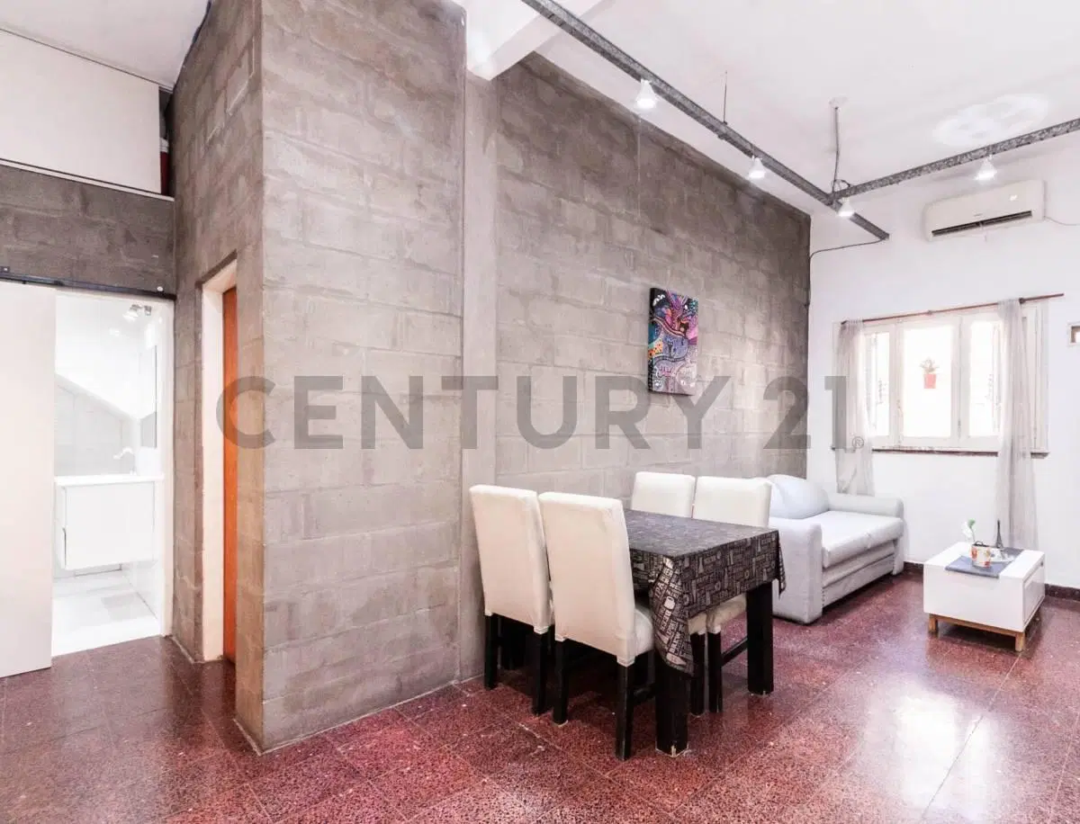 VENTA DE DEPARTAMENTO 2 AMBIENTES EN VALENTIN ALSINA 5