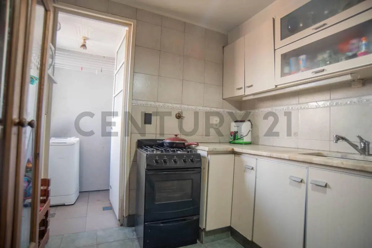 Venta Departamento de 3 ambientes en Caballito 2