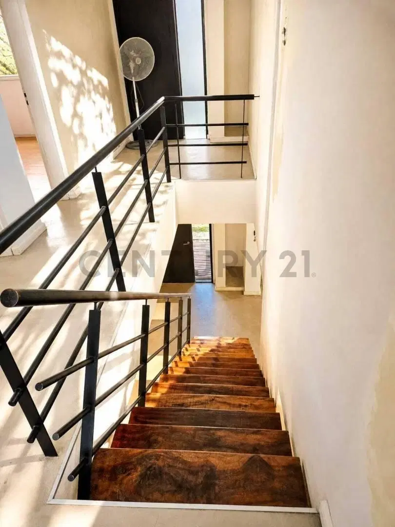 Gran Casa en Uno de los Mejores Sectores del Barrio  ¡Tu Próximo Proyecto! 5