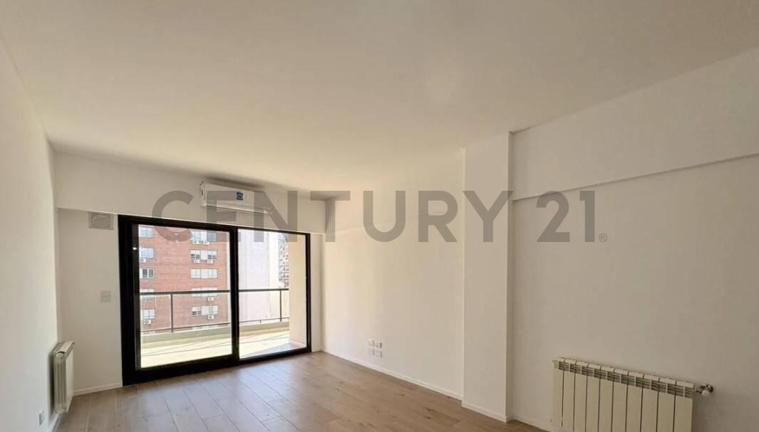 Foto de VENTA DE DEPARTAMENTO DE 2 AMBIENTES EN VILLA URQUIZA CON BALCON Y, imagen 4