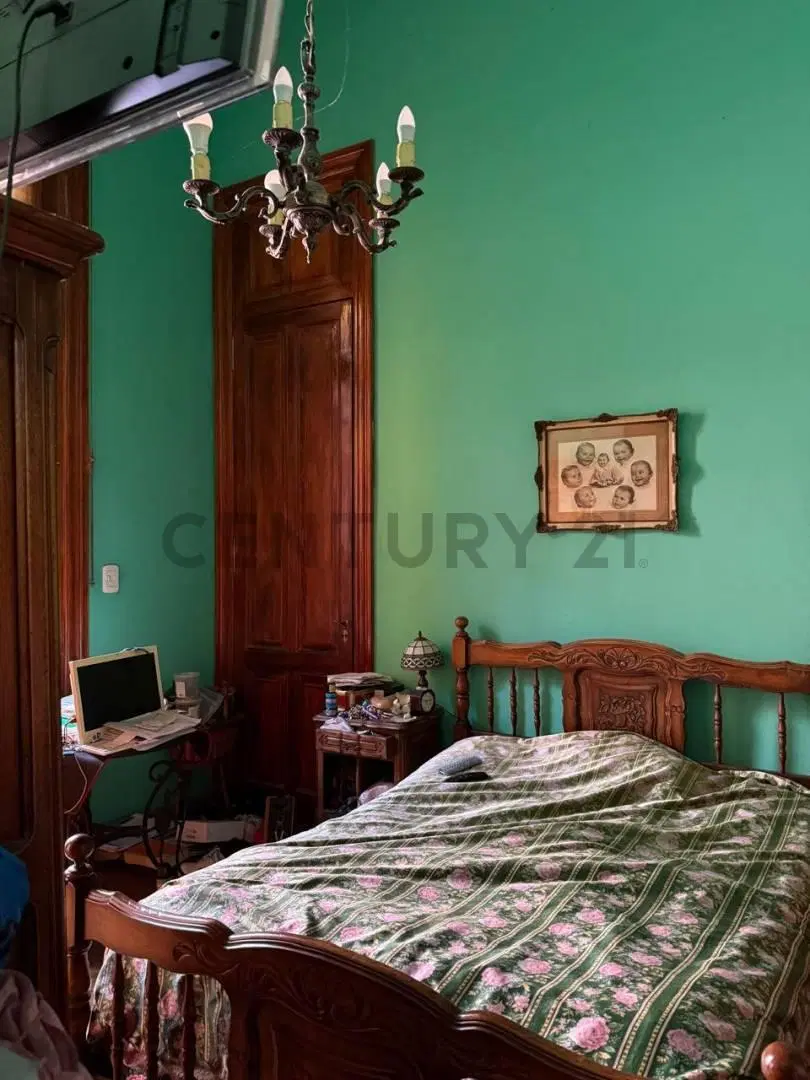 VENTA CASONA EN VILLA DEVOTO- PATRIMONIO HISTORICO 2