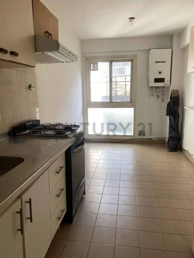 ALQUILER DPTO 4 AMBIENTES CON COCHERA VILLA CRESPO 2