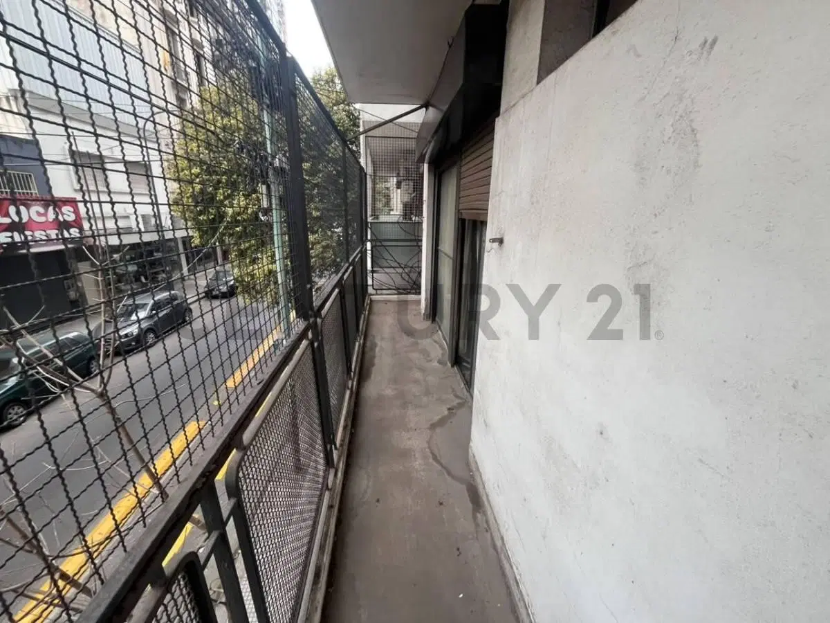 Departamento de 4 ambientes a reciclar Apto crédito 2