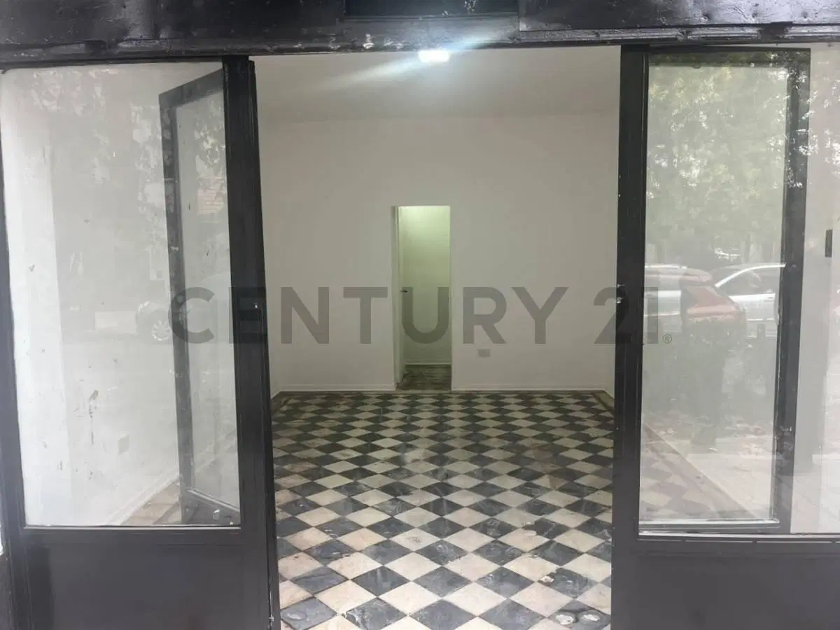 Local Comercial en Alquiler en Excelente Zona Pleno Villa Devoto 4
