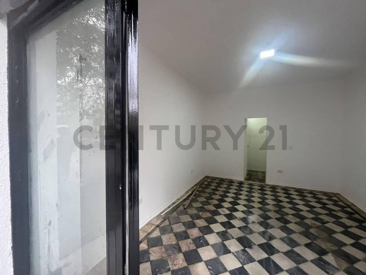 Foto de Local Comercial en Alquiler en Excelente Zona Pleno Villa Devoto, imagen 3