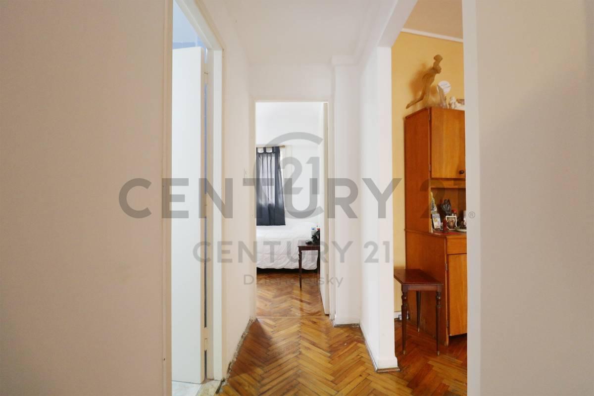 Foto de Venta Departamento 4 Ambientes con Balcón, imagen 4