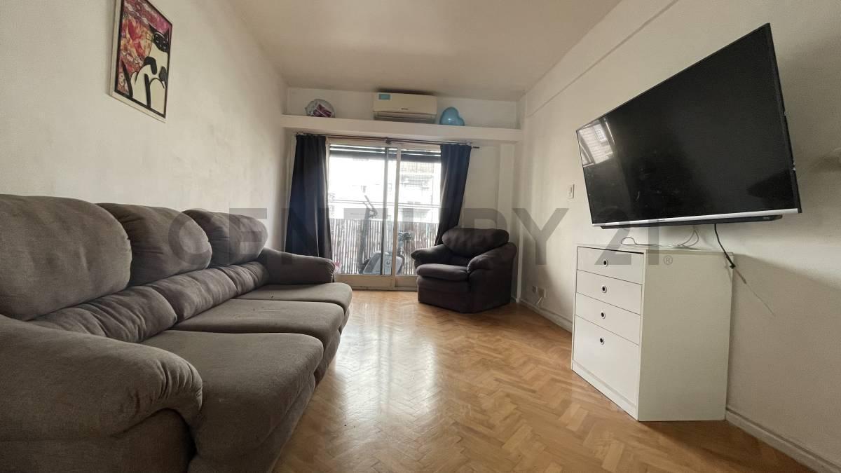 Foto de Venta de Depto. al Frente con Balcón en Recoleta, imagen 4