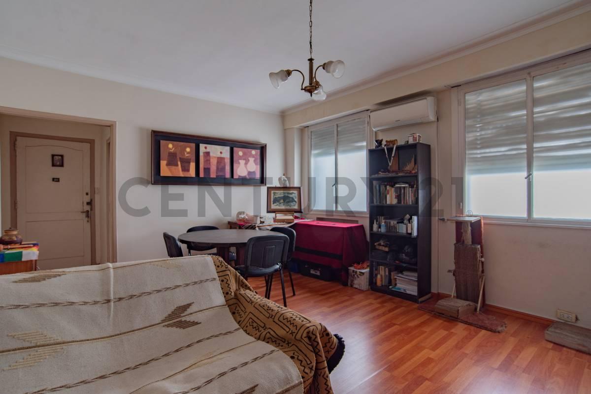 Foto de Venta Departamento de 3 ambientes en Recoleta, imagen 4