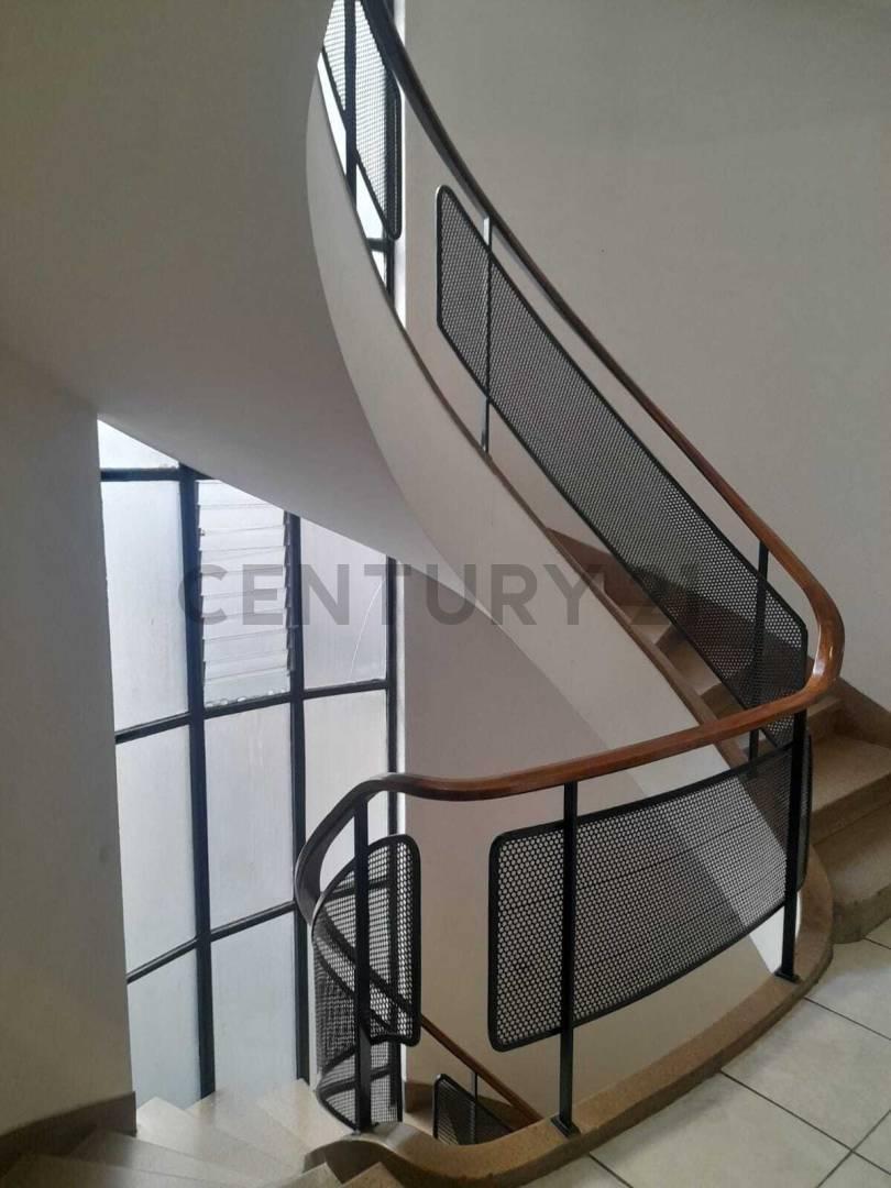 Foto de RECOLETA - Venta monoambiente - Excelente ubicación - Contrafrente, imagen 2