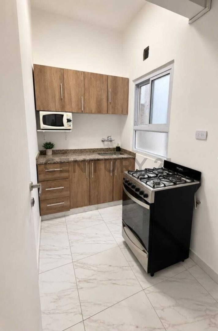 Foto de VENTA DEPARTAMENTO 2 AMBIENTES AL FRENTE EN BALVANERA, imagen 2