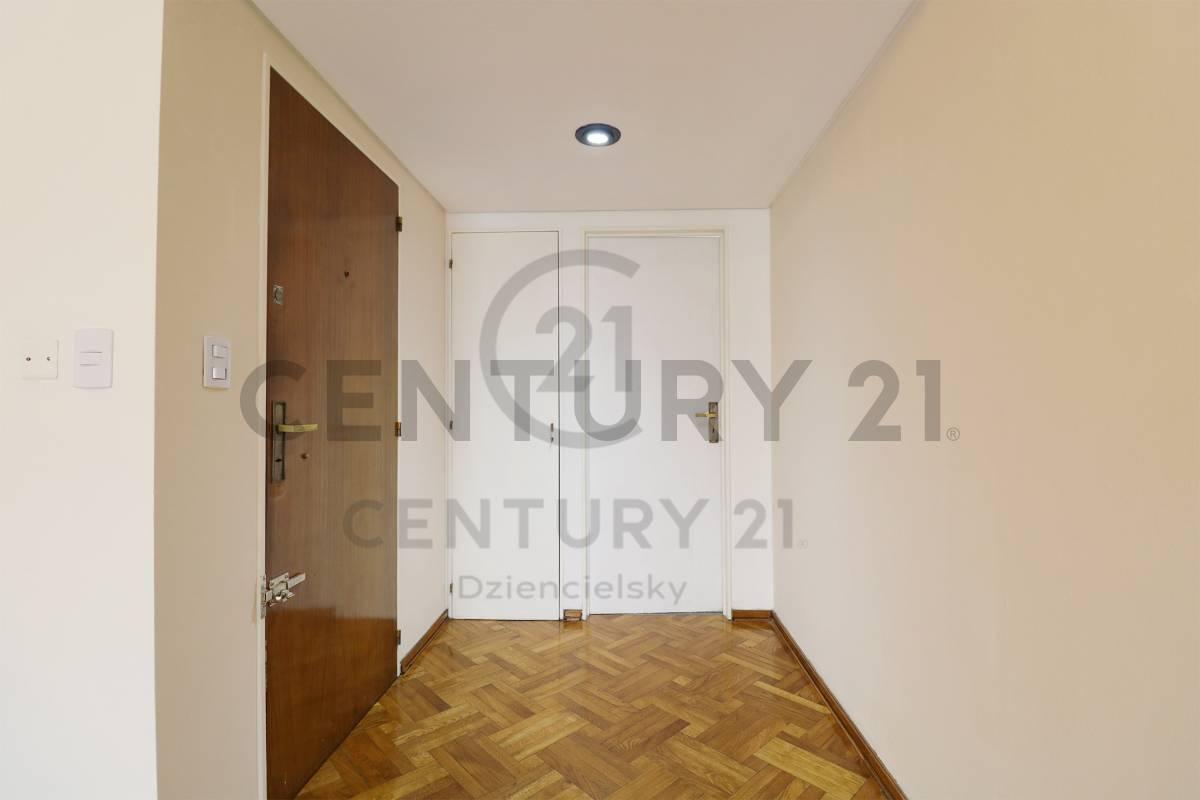 Foto de VENTA 5 AMBIENTES CON BALCÓN, COCHERA Y BAULERA EN RECOLETA, imagen 2