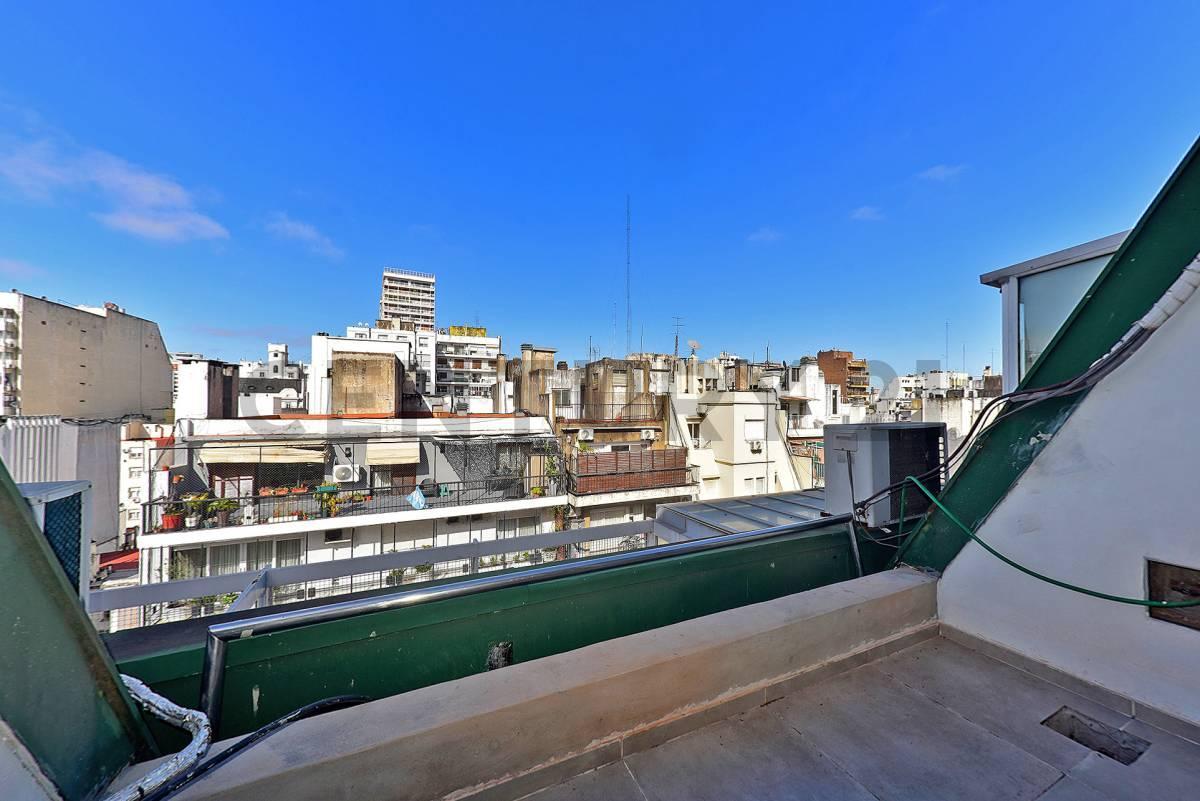 Foto de EXCEPCIONAL DÚPLEX EN RECOLETA CON TERRAZA - COCHERA - SEGURIDAD 24 HS, imagen 5