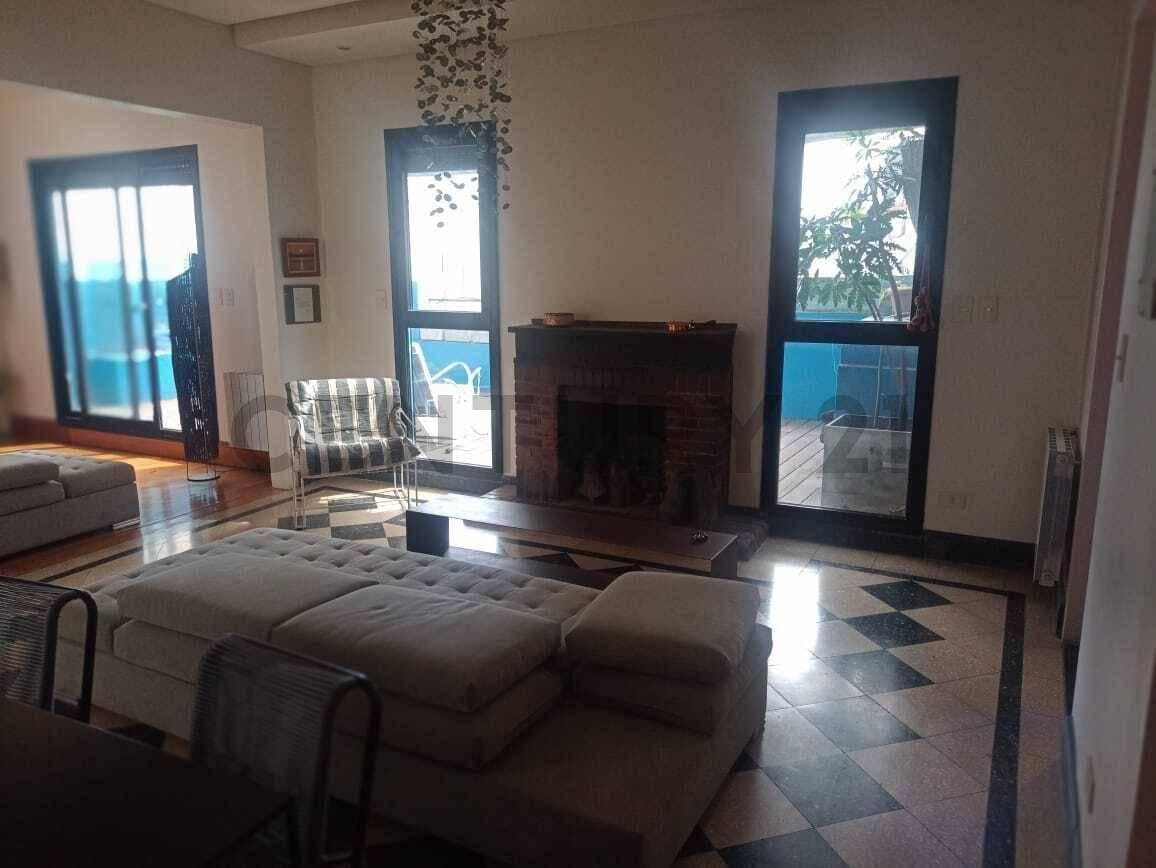 Foto de EXCLUSIVO 4 AMBIENTES CON BALCON TERRAZA EN VENTA – RECOLETA, imagen 3