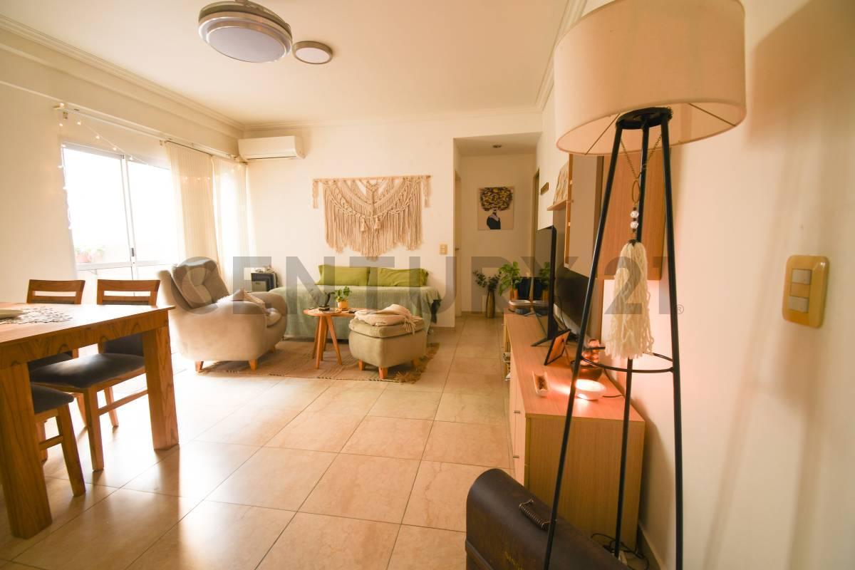 Foto de VENTA PH 2 AMB LUMINOSO CON PATIO EN MATADEROS! BAJAS EXPENSAS!, imagen 3