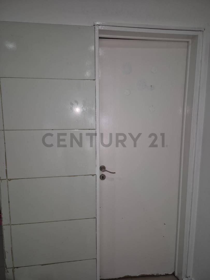 Foto de LOCAL COMERCIAL EN ALQUILER – VILLA DEVOTO, imagen 3