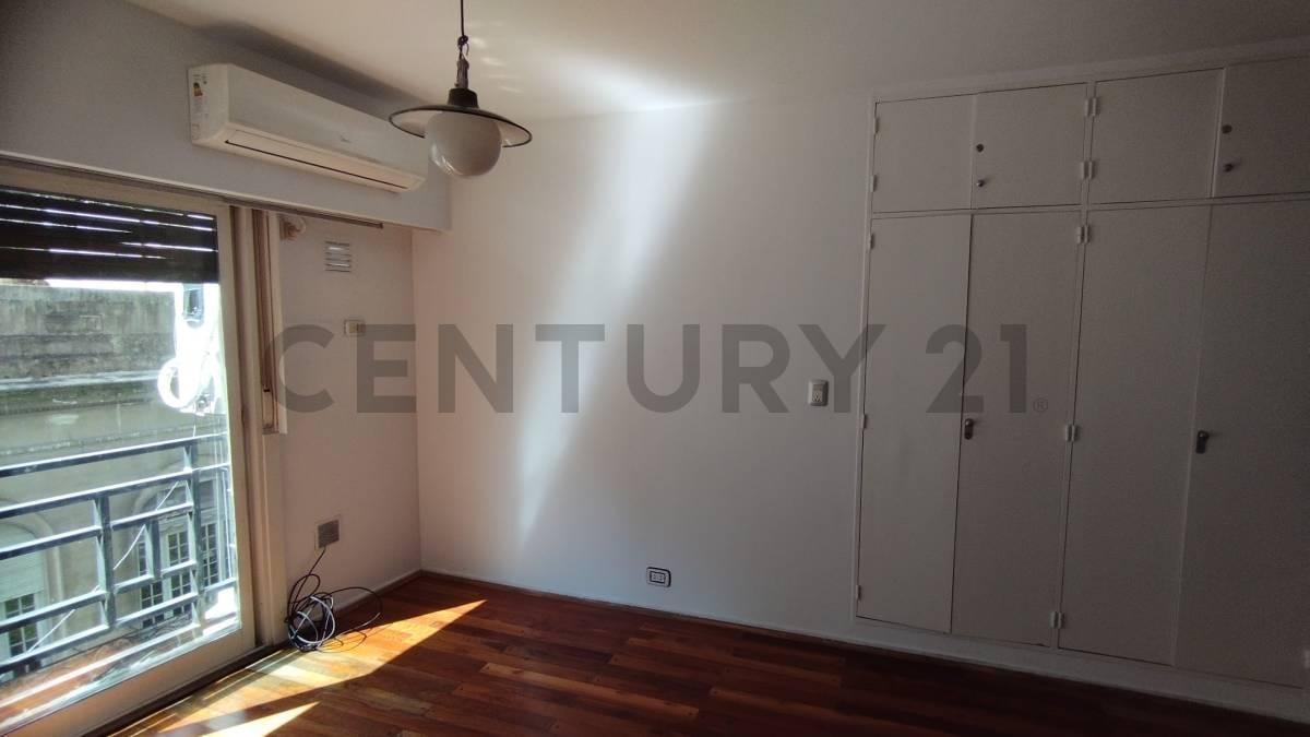 Foto de Venta Monoambiente al Frente con Balcón Francés en Retiro ideal, imagen 1