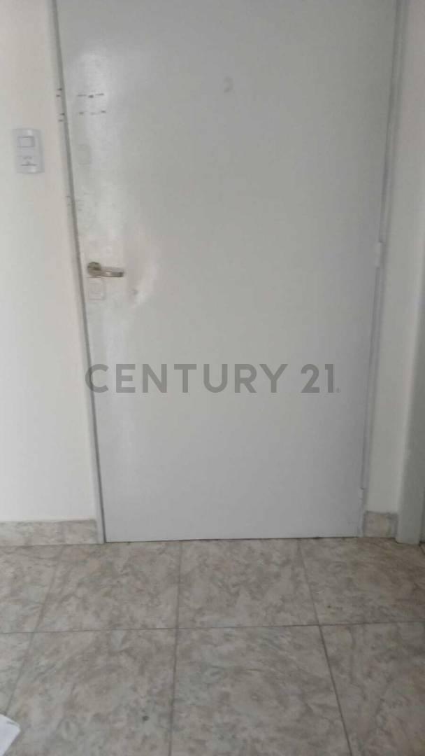 Foto de DEPARTAMENTO 2 AMBIENTES EN ALQUILER – VILLA URQUIZA, imagen 2
