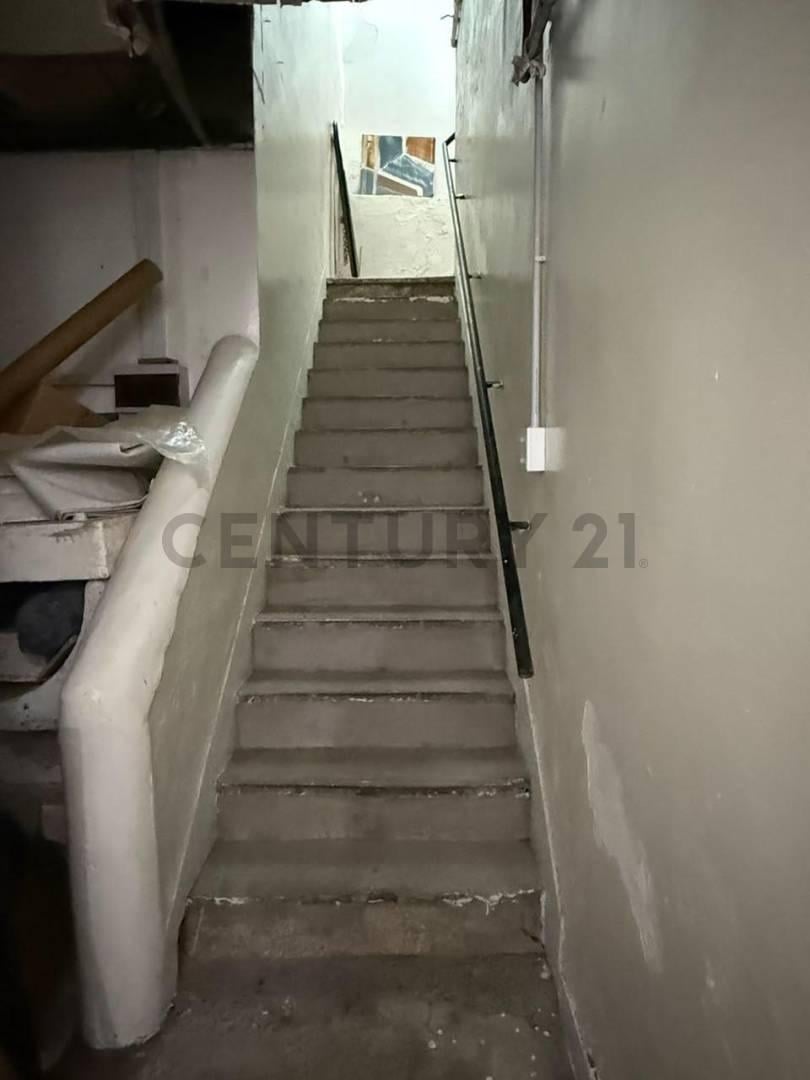 Foto de LOCAL COMERCIAL EN VENTA – AV. DEL LIBERTADOR 186, imagen 2