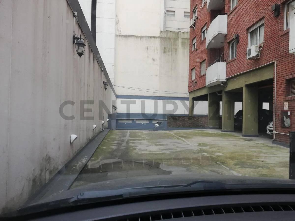 Foto de Excelente oportunidad cochera en venta en barrio San Nicolás, Capital, imagen 3