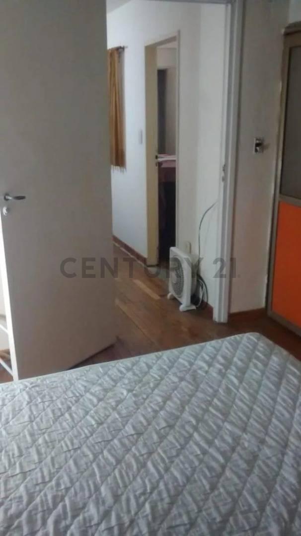 Foto de Venta de PH de 4 Ambientes en Monserrat, imagen 4