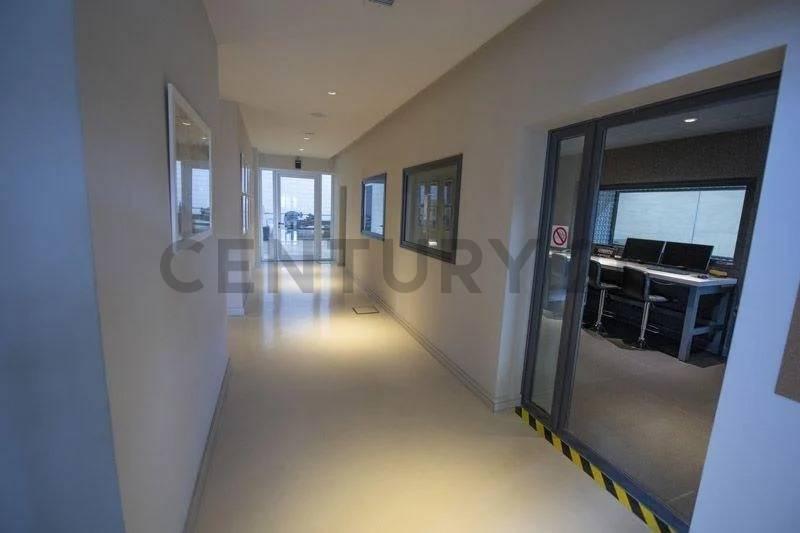 Foto de HERMOSO LOCAL COMERCIAL UBICADO EN RUTA 9 ESCOBAR, imagen 4
