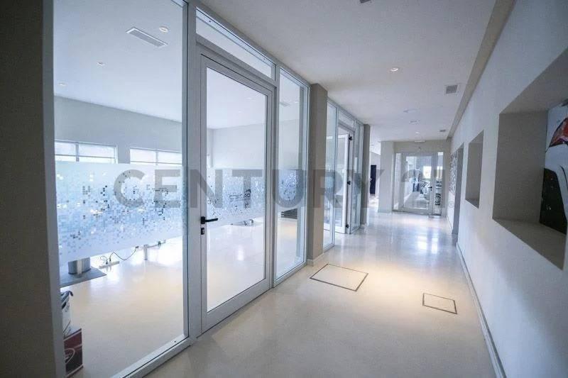 Foto de HERMOSO LOCAL COMERCIAL UBICADO EN RUTA 9 ESCOBAR, imagen 5