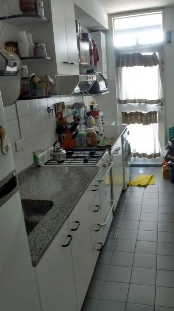 Foto de EXCELENTE DEPARTAMENTO EN VENTA DE 3 AMBIENTES , UBICADO EN AVELLANEDA ., imagen 1