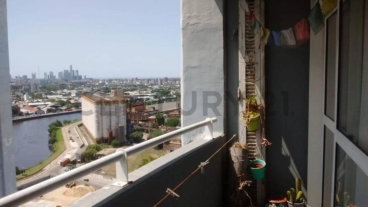 Foto de EXCELENTE DEPARTAMENTO EN VENTA DE 3 AMBIENTES , UBICADO EN AVELLANEDA ., imagen 4