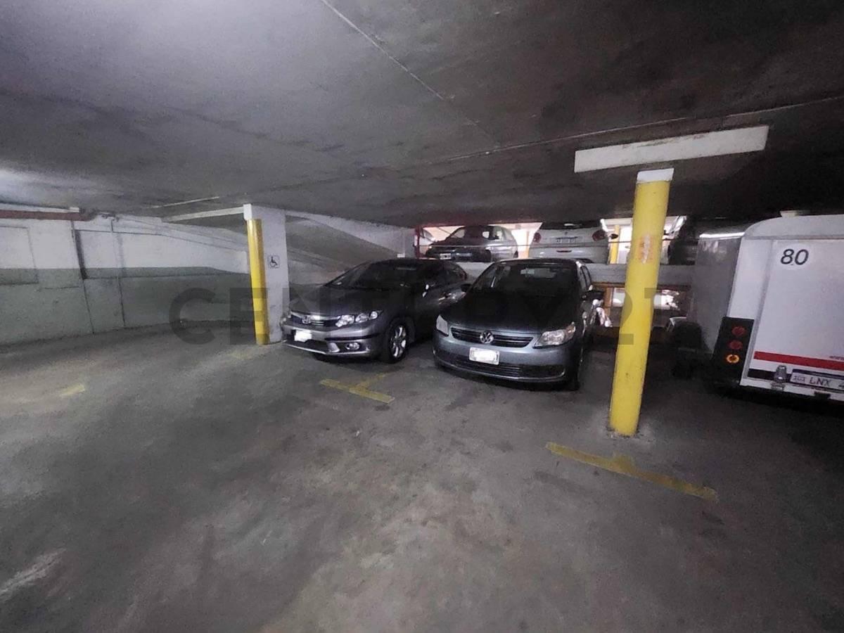 Foto de Cochera En Venta En Monserrat, imagen 1