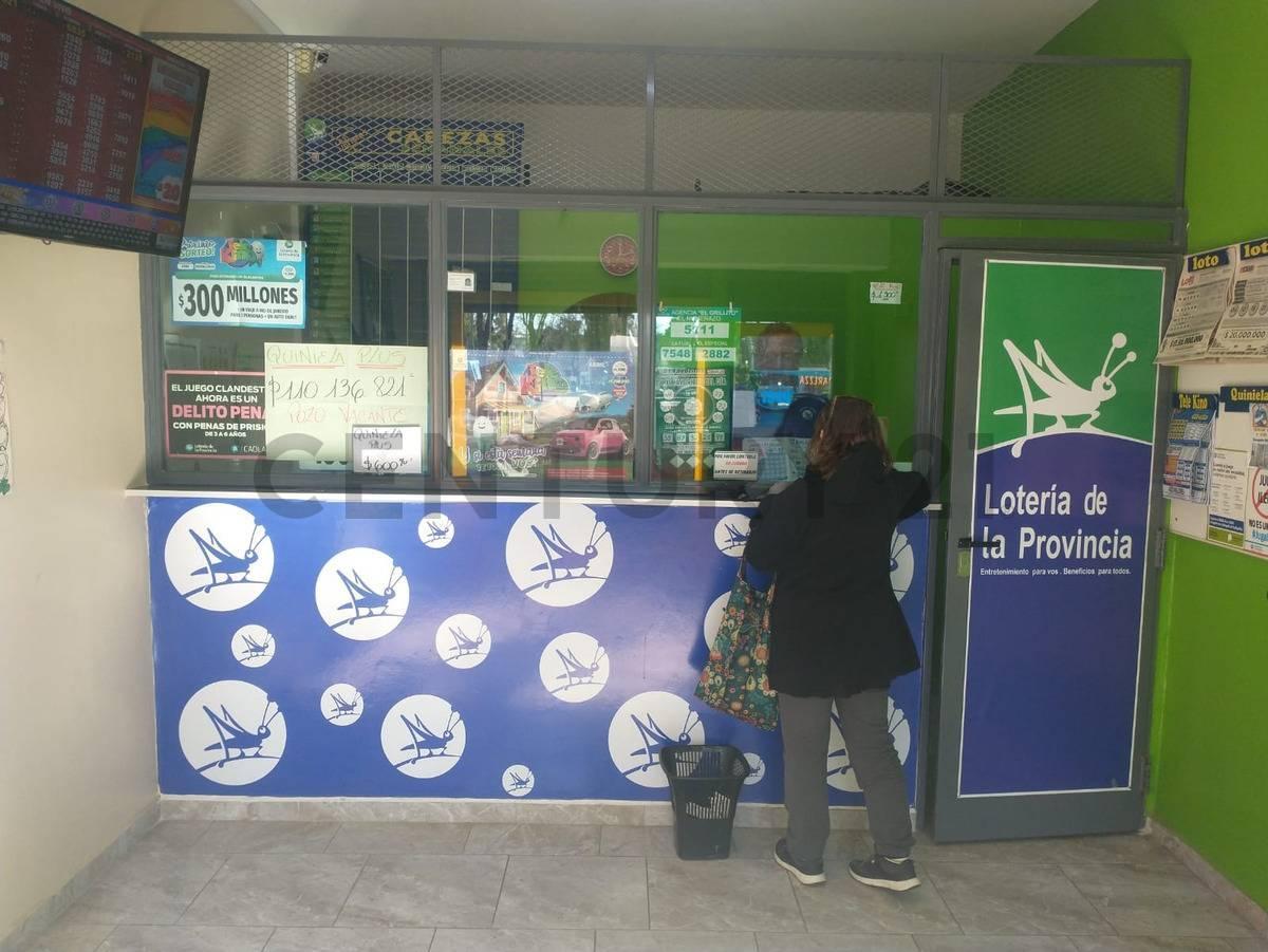Foto de LOCAL COMERCIAL EN VENTA EXCELENTE UBICACION EN EL CORAZON DE LANUS ESTE, imagen 2