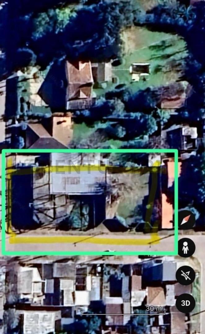 Foto de Excelente Casa con Terreno contiene Galpón/depósito y Parque Ideal, imagen 2