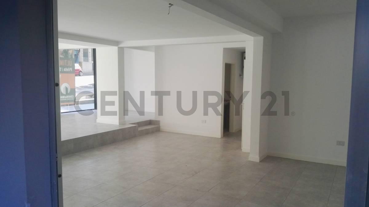 Foto de Venta Local Barracas Amplia Vitrina Rentando, imagen 4