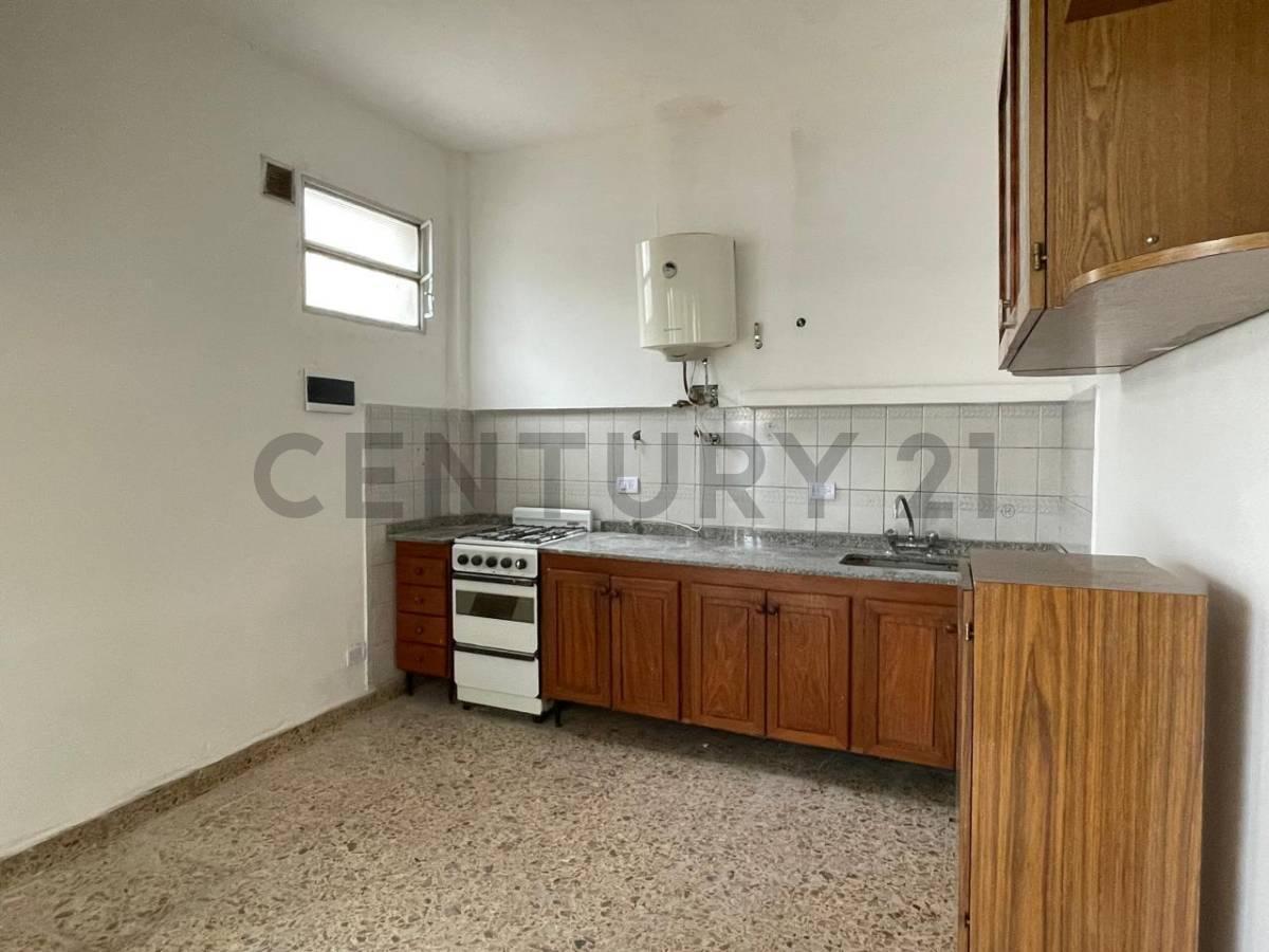 Foto de Venta PH de3 ambientes con terraza Villa Maipú, imagen 5