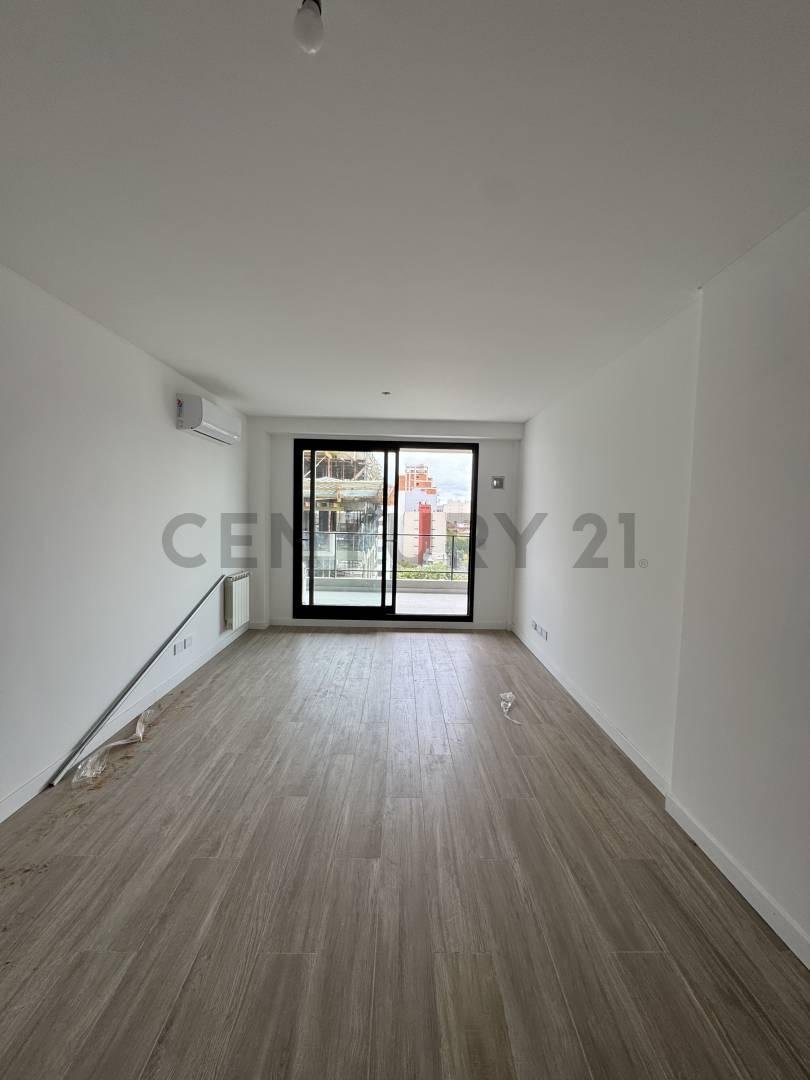 Foto de Venta Departamento tres ambientes balcón terraza y cochera a estrenar, imagen 3