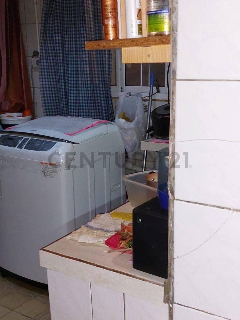 Foto de VENTA CASA 4 AMB. CON PARQUE. NUEVO VALOR AHORA U$S 65.000 !!!!! Antes, imagen 2