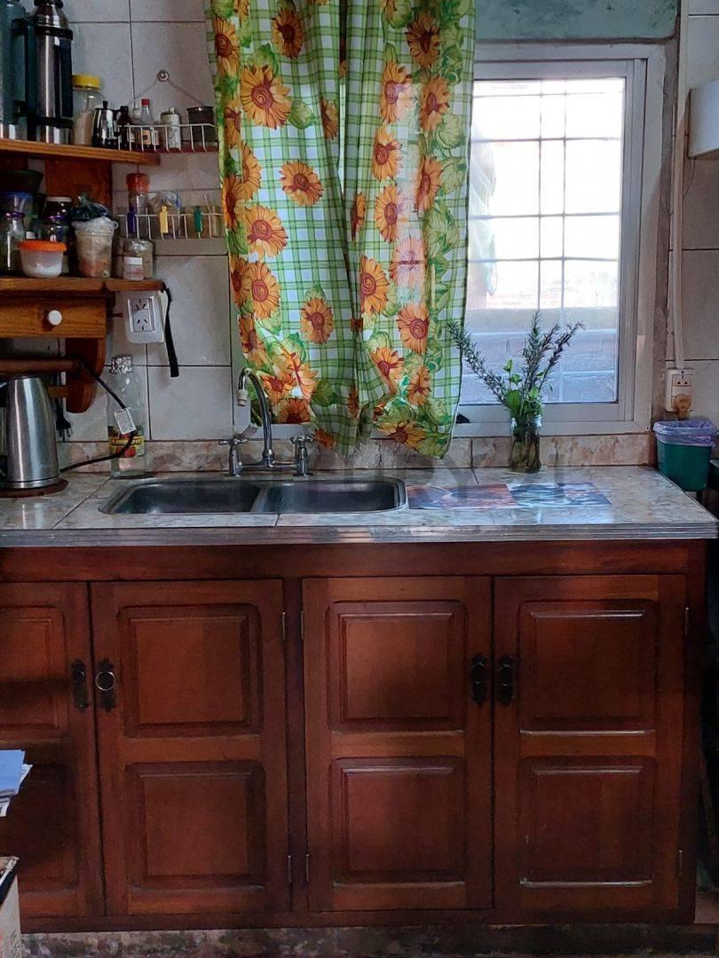Foto de VENTA CASA 4 AMB. CON PARQUE. NUEVO VALOR AHORA U$S 65.000 !!!!! Antes, imagen 4