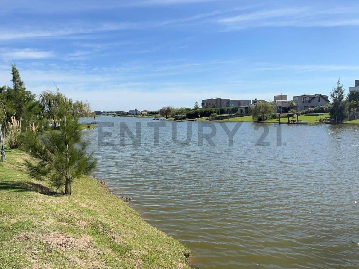 Foto de Excelente Lote - San Sebastián, Pilar,, imagen 3