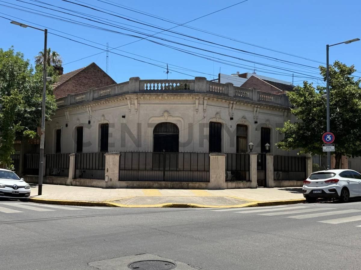 Foto de VENTA CASONA EN VILLA DEVOTO- PATRIMONIO HISTORICO, imagen 4