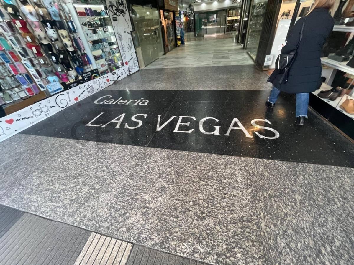 Foto de Venta Local Comercial Av. Cabildo 2230 – Local 67 | Galería Las Vegas |, imagen 3
