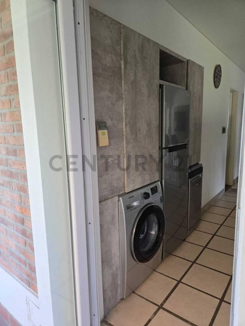 Foto de Impecable Casa en La Delfina con piscina, lista para mudarse, Frente al, imagen 4