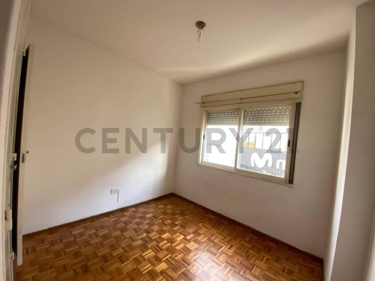 Foto de ALQUILER DPTO 4 AMBIENTES CON COCHERA VILLA CRESPO, imagen 4