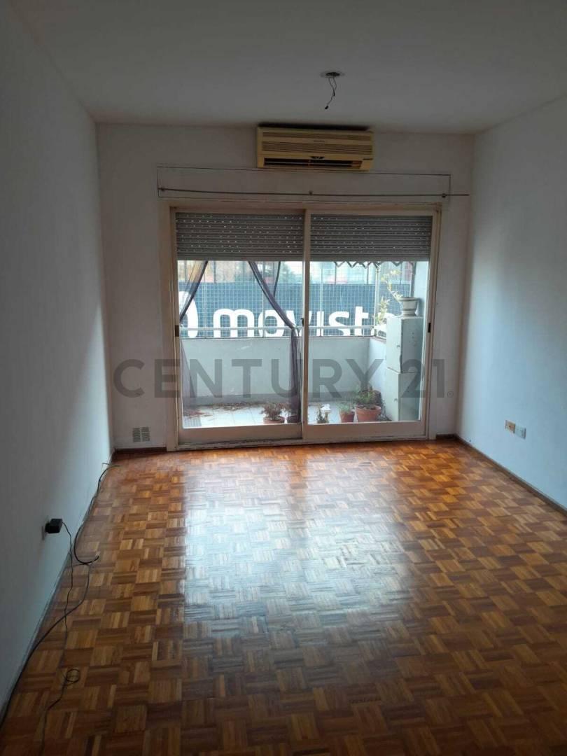 Foto de ALQUILER DPTO 4 AMBIENTES CON COCHERA VILLA CRESPO, imagen 1