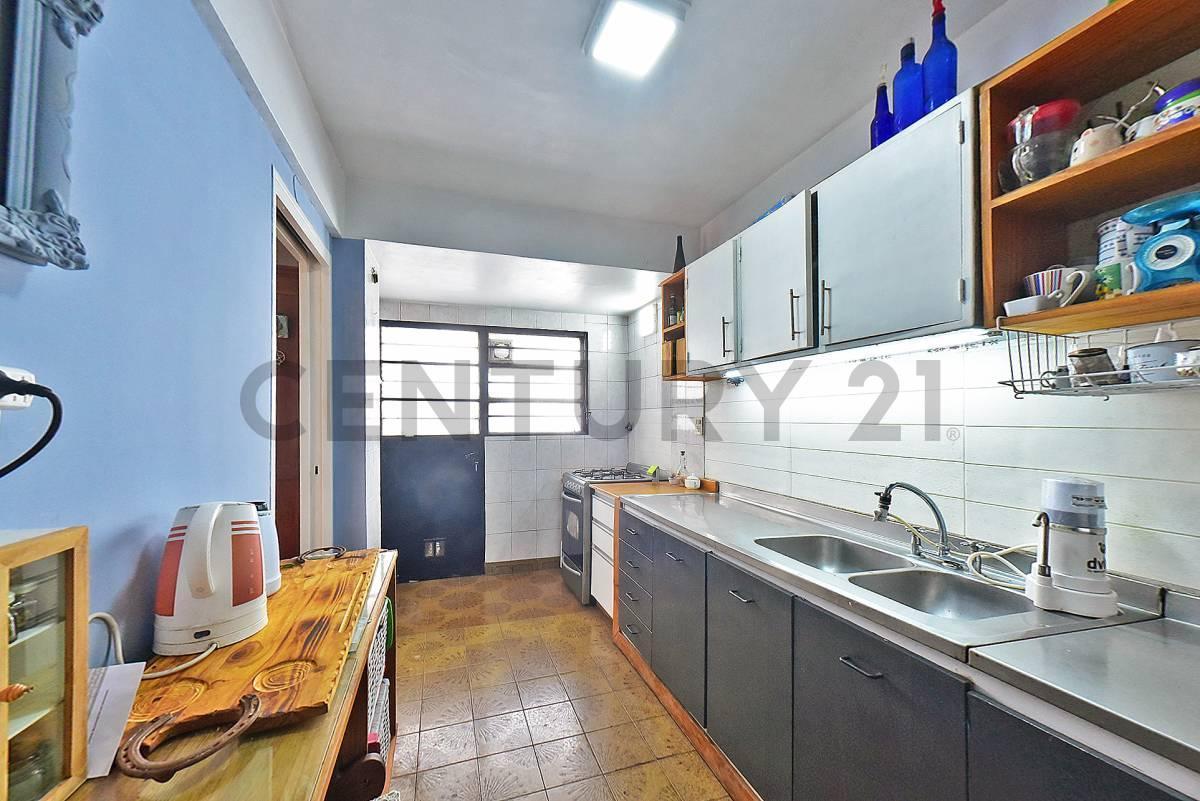 Foto de Venta PH/DEPTO. 3 Dormitorios con Cochera en Olivos - Apto crédito., imagen 5
