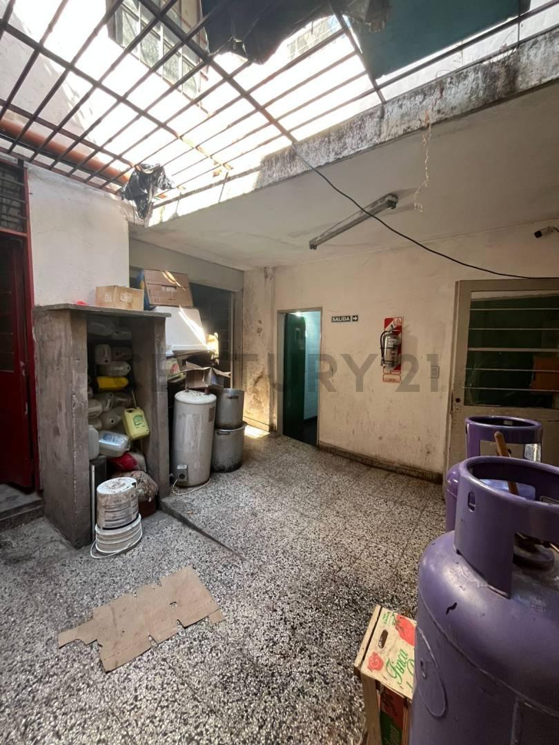 Foto de LOCAL COMERCIAL / DEPÓSITO EN VENTA – 852 m² CUBIERTOS SOBRE LOTE DE, imagen 5