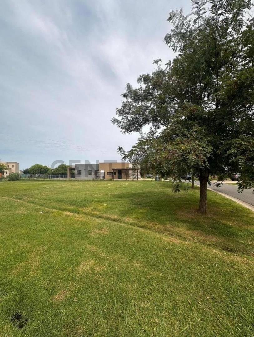 Foto de EXCELENTE LOTE EN VENTA EN BARRIO PRIVADO EL CANTON NORTE, imagen 5